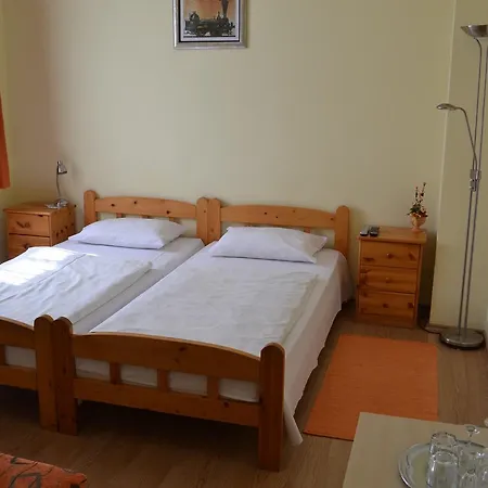 Lokomotiv Motel Eğri